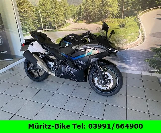 Kawasaki Ninja 500 SE Vorführmotorrad