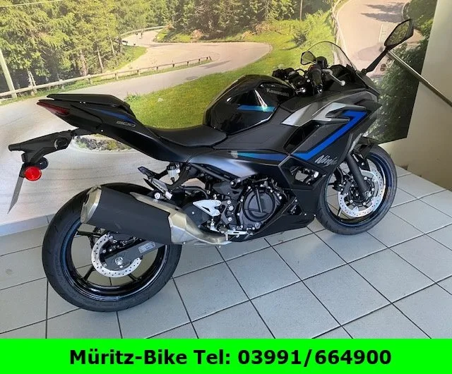 Kawasaki Ninja 500 SE Vorführmotorrad