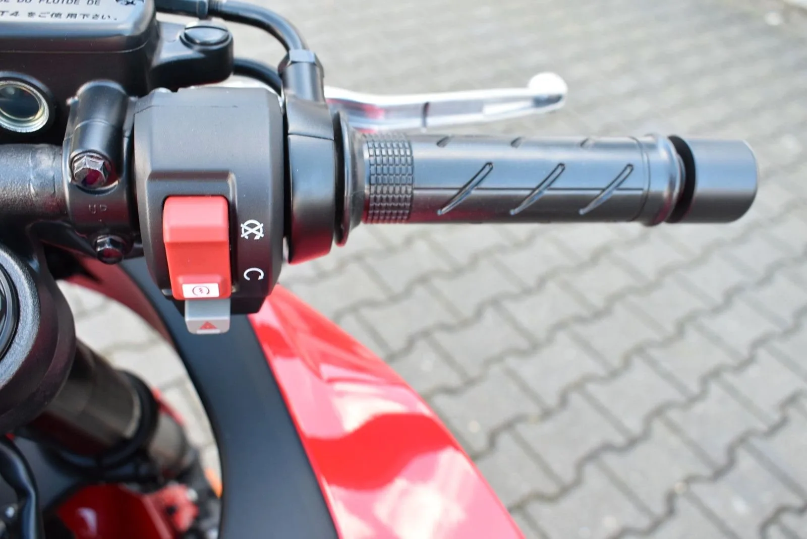 Honda CBR650R E-Clutch