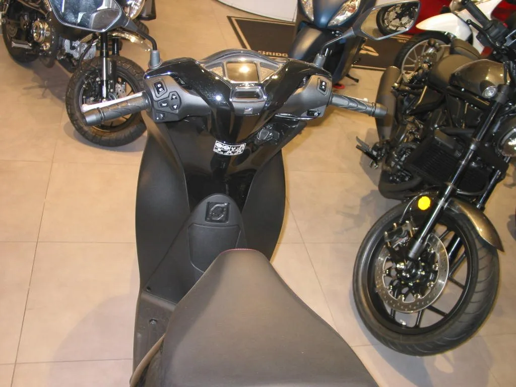 Honda SH125i \*Führerscheinzuschuß