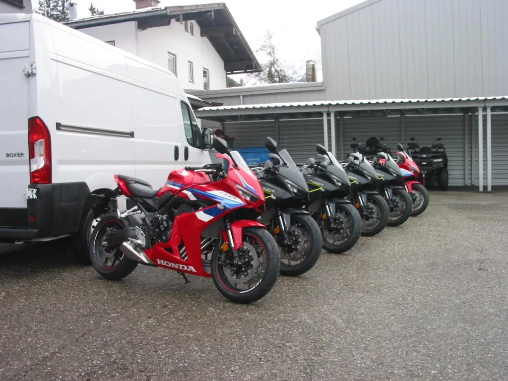 Honda CBR650R E-Clutch Sofort verfügbar