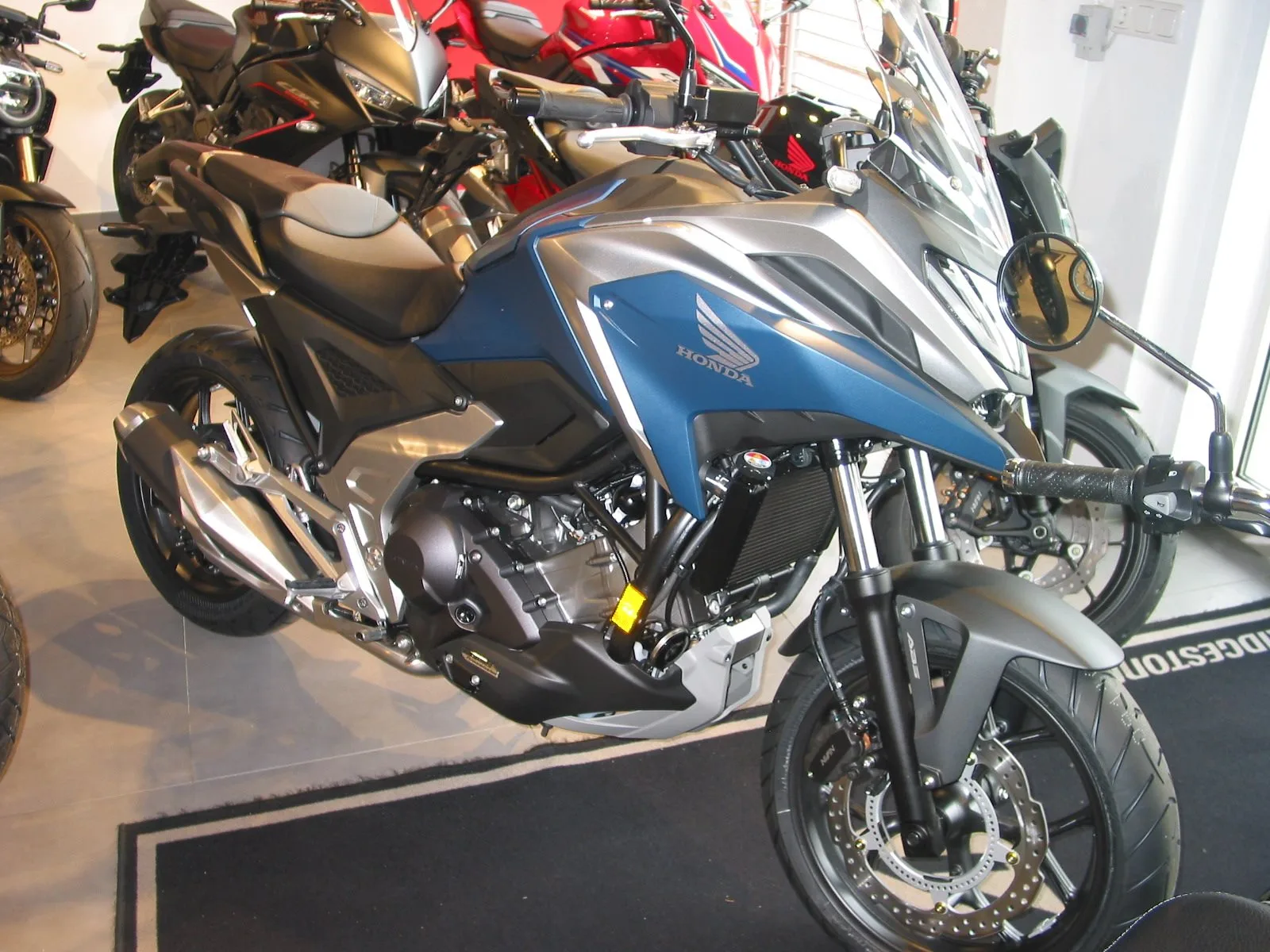 Honda NC750X DCT