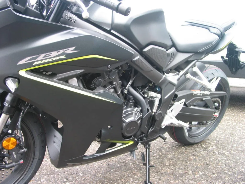 Honda CBR650R E-Clutch Sofort verfügbar