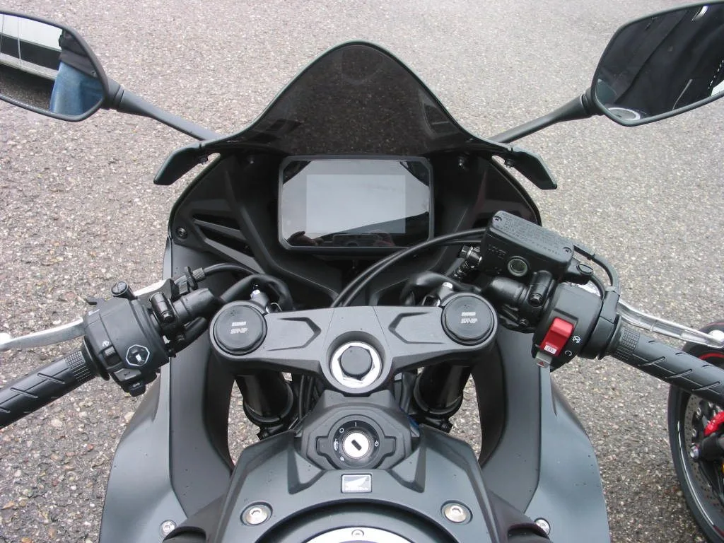 Honda CBR650R E-Clutch Sofort verfügbar