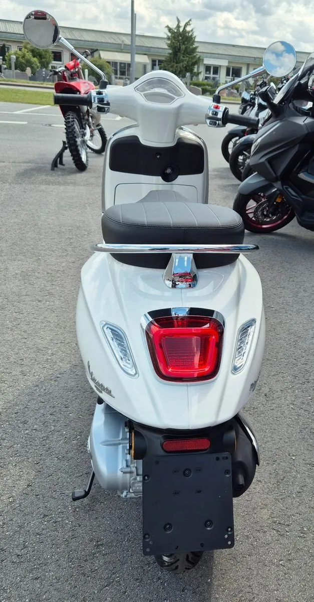 Vespa Primavera 50