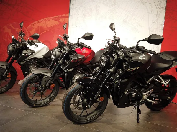 Honda CB125R