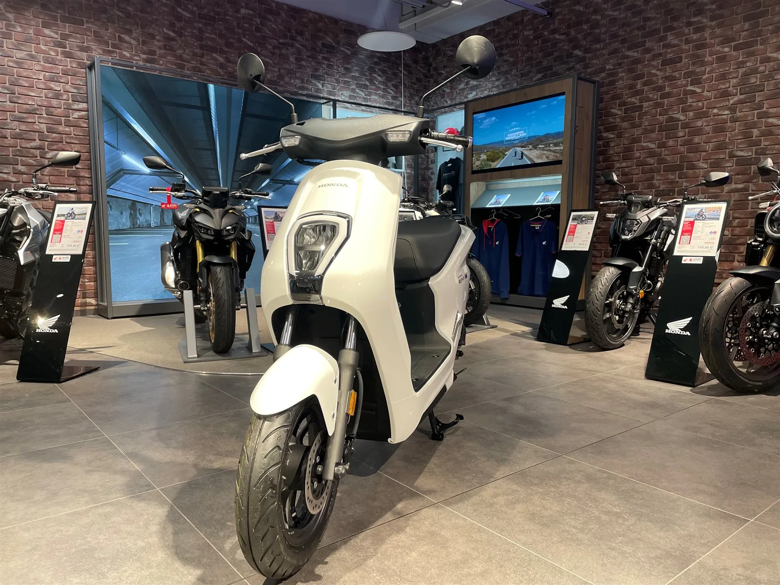 Honda EM1 e 2025
