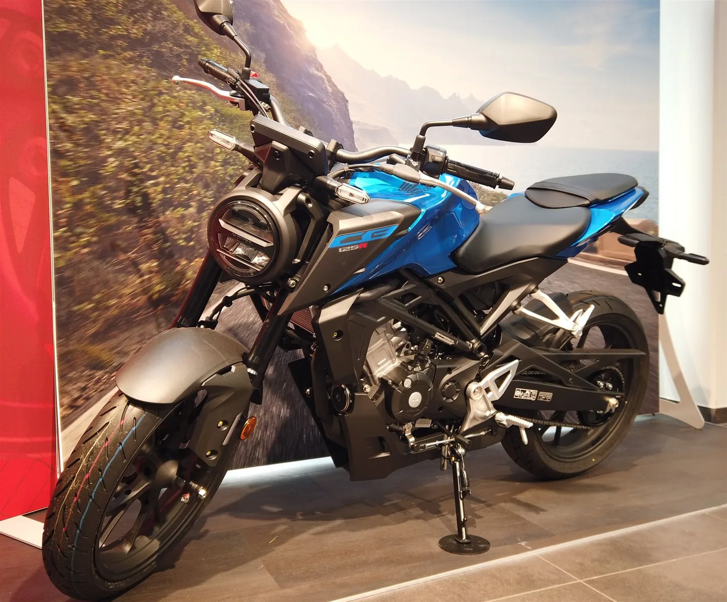 Honda CB125R