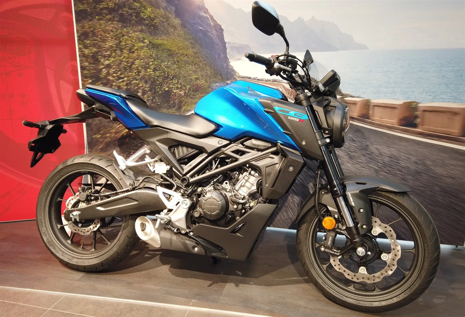 Honda CB125R