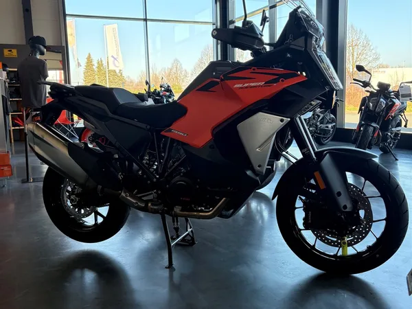 KTM 1390 Super Adventure S EVO
