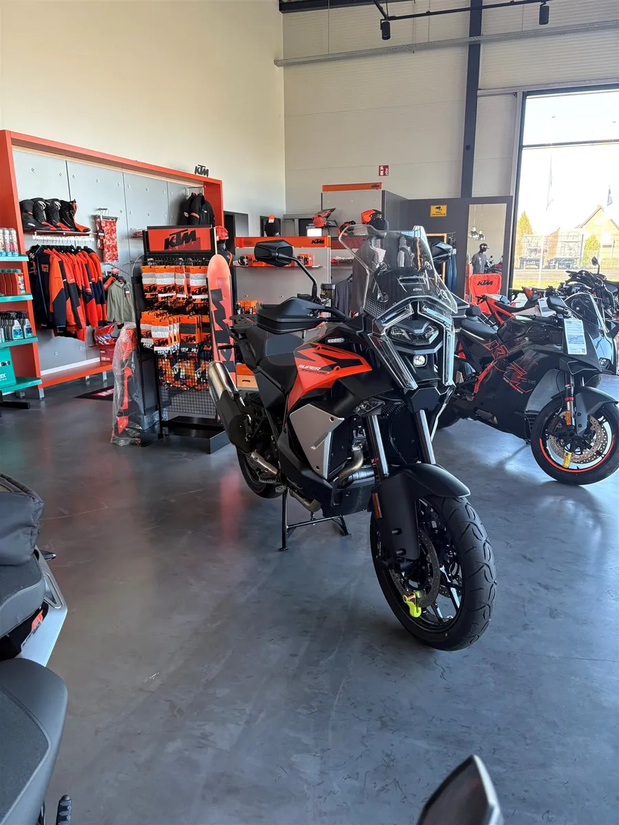 KTM 1390 Super Adventure S EVO
