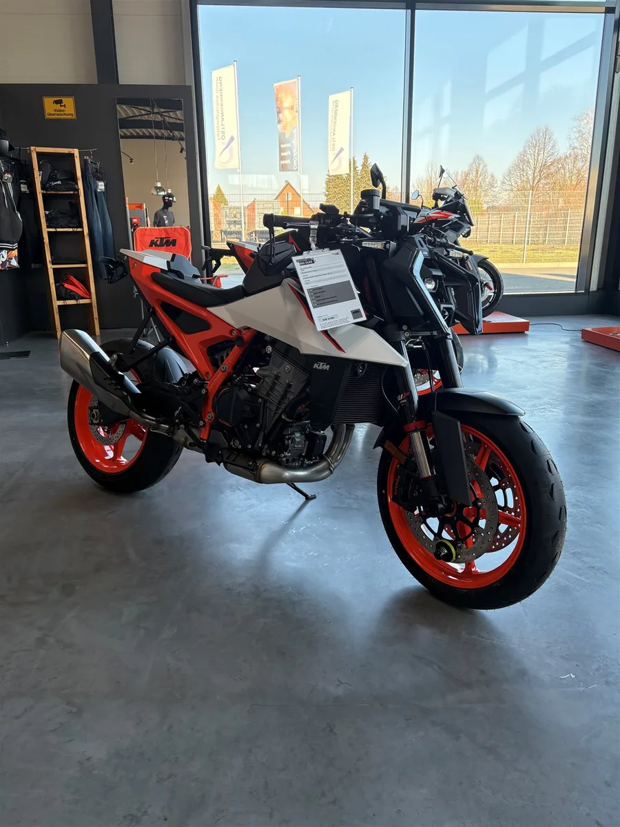 KTM 990 Duke R