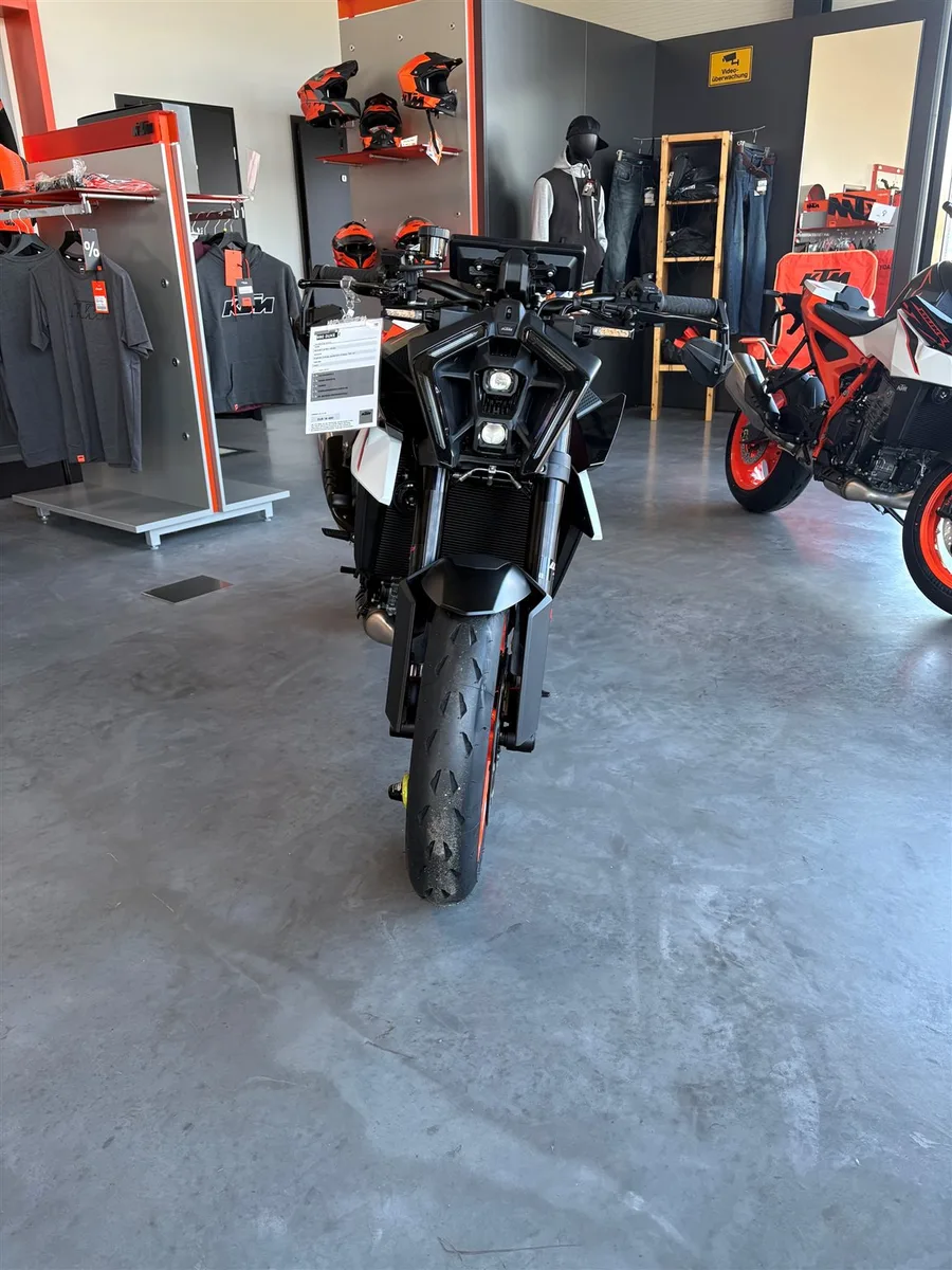 KTM 990 Duke R