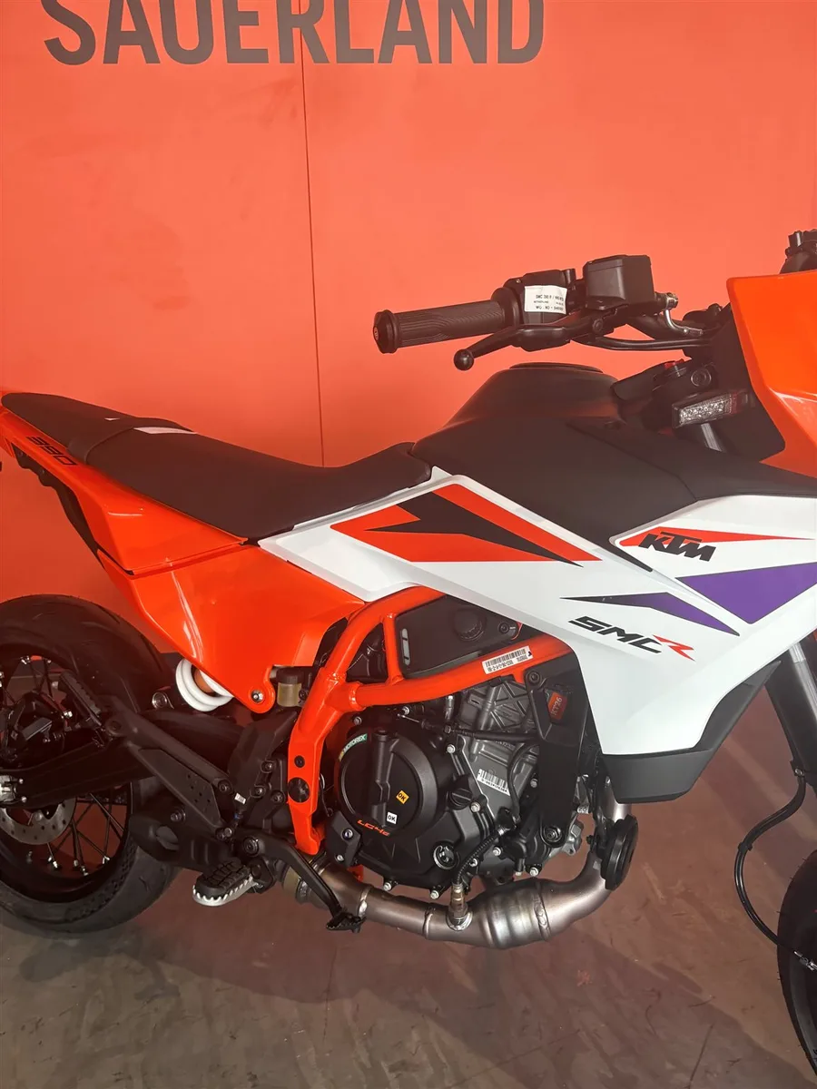 KTM 390 SMC R