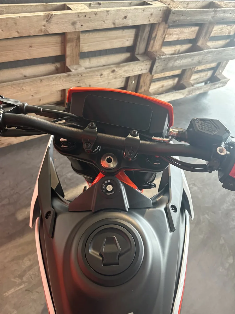 KTM 390 SMC R
