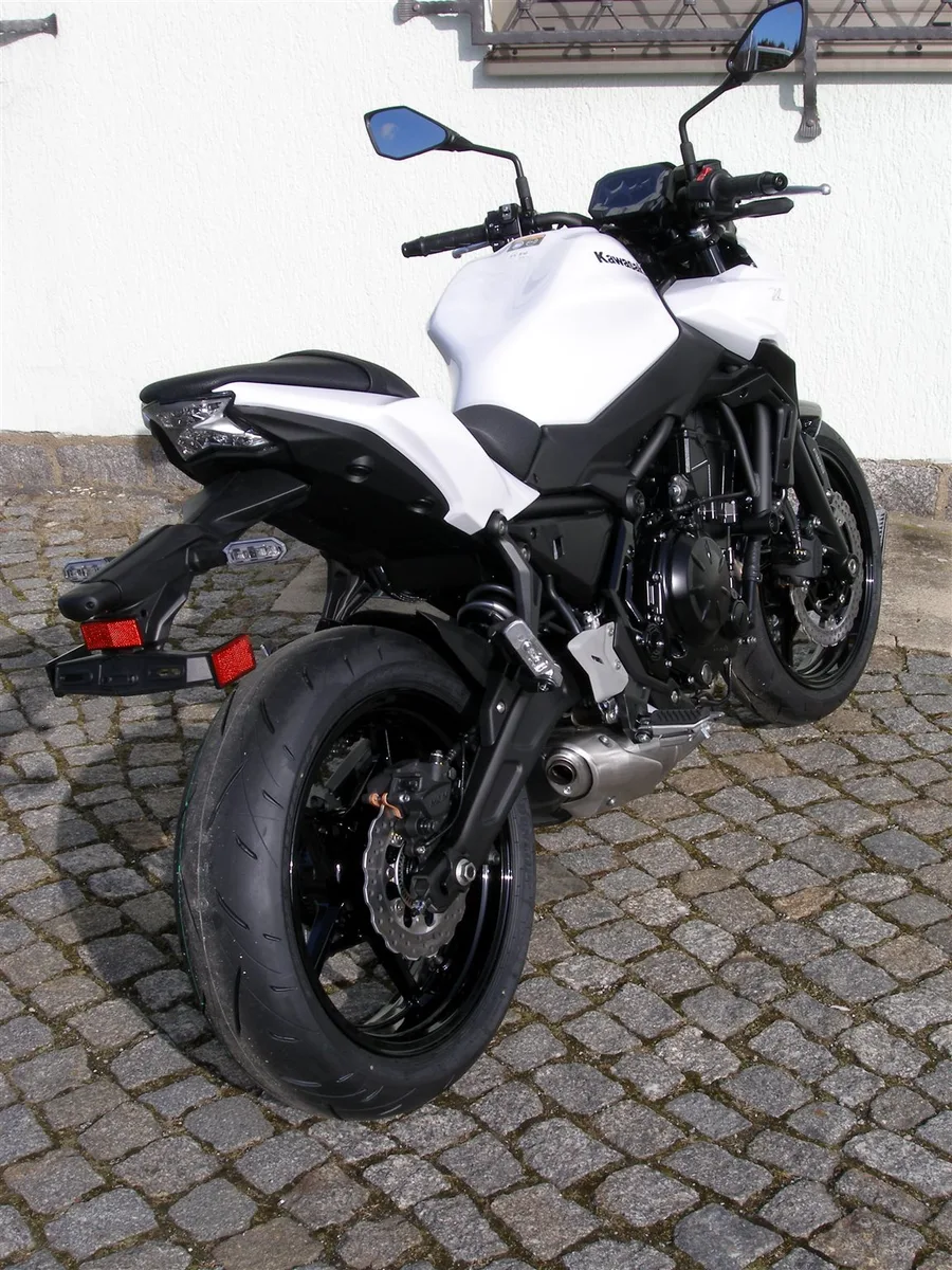 Kawasaki Z650 4 Jahre Werksgarantie