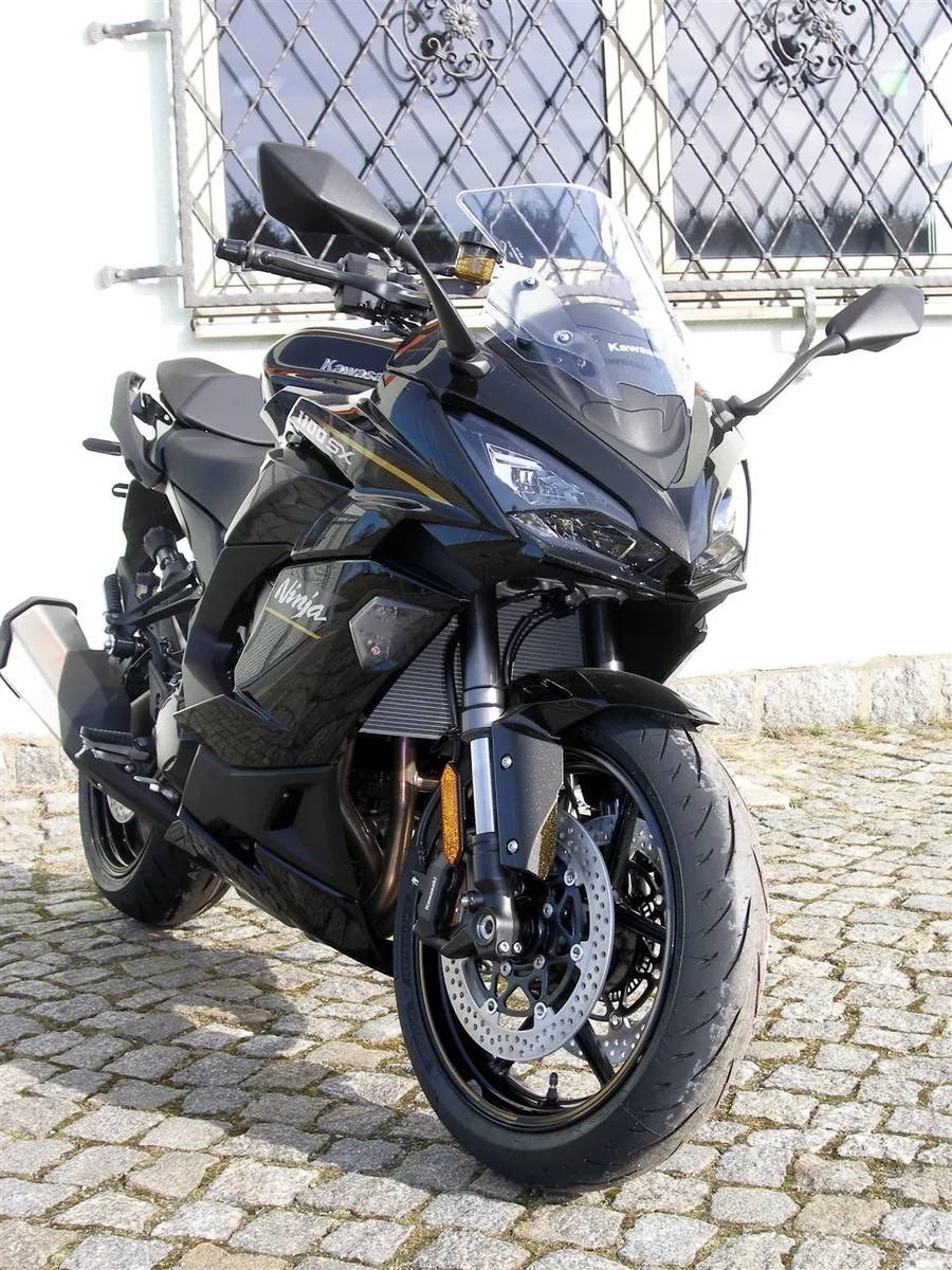 Kawasaki Ninja 1100SX