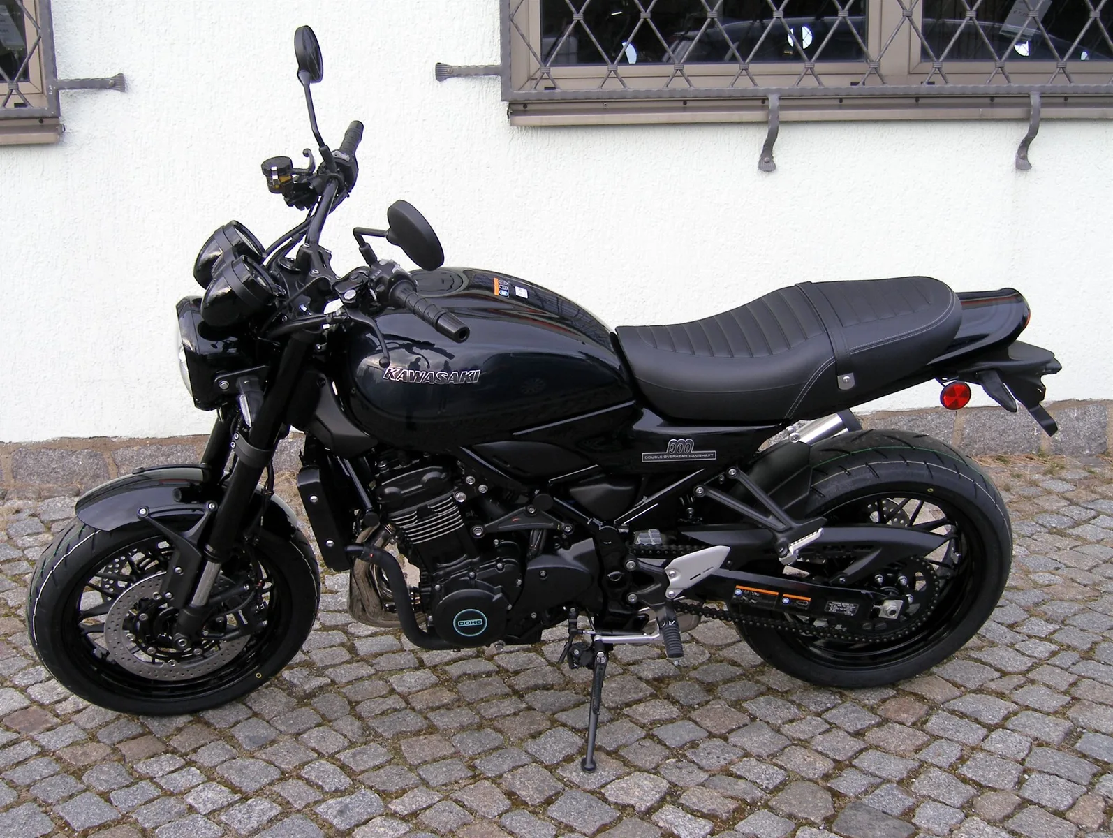 Kawasaki Z 900RS Black Edition