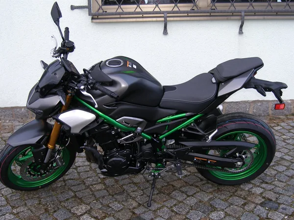 Kawasaki Z900 SE