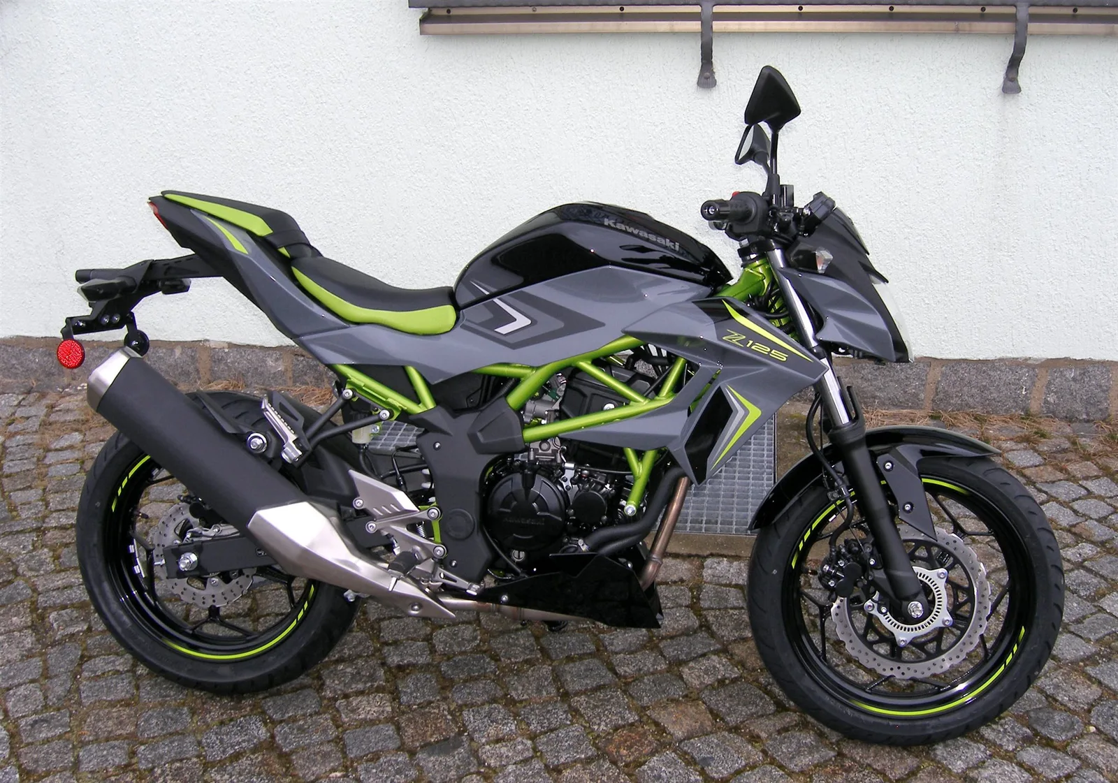 Kawasaki Z125