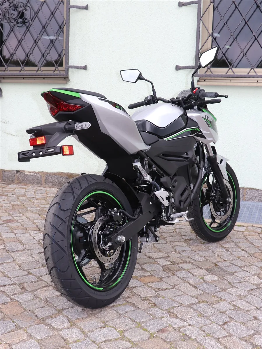Kawasaki Z e-1