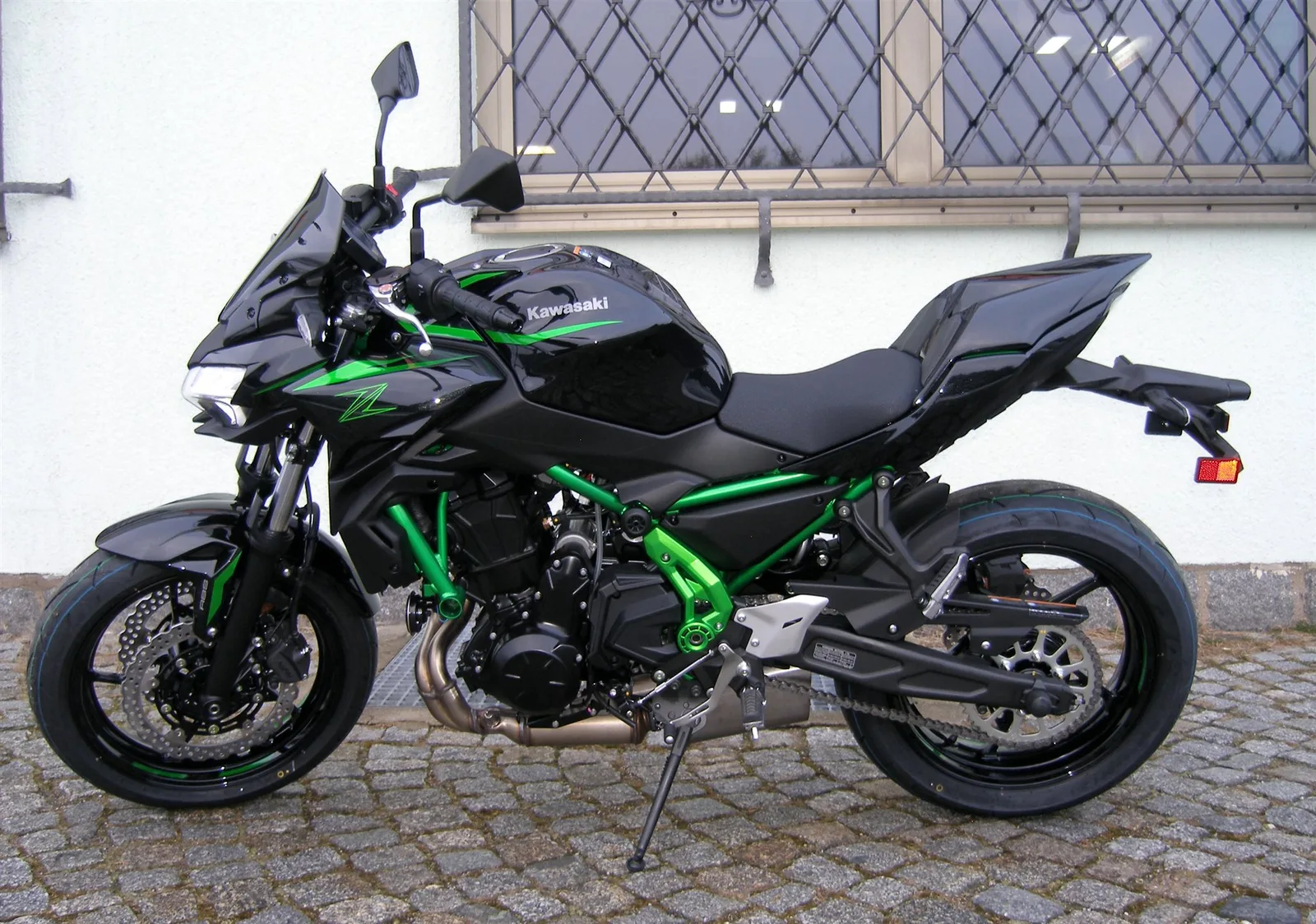 Kawasaki Z650 inkl. Sportpaket