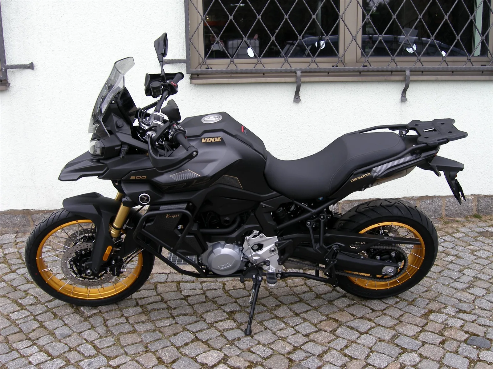 Voge DS900X