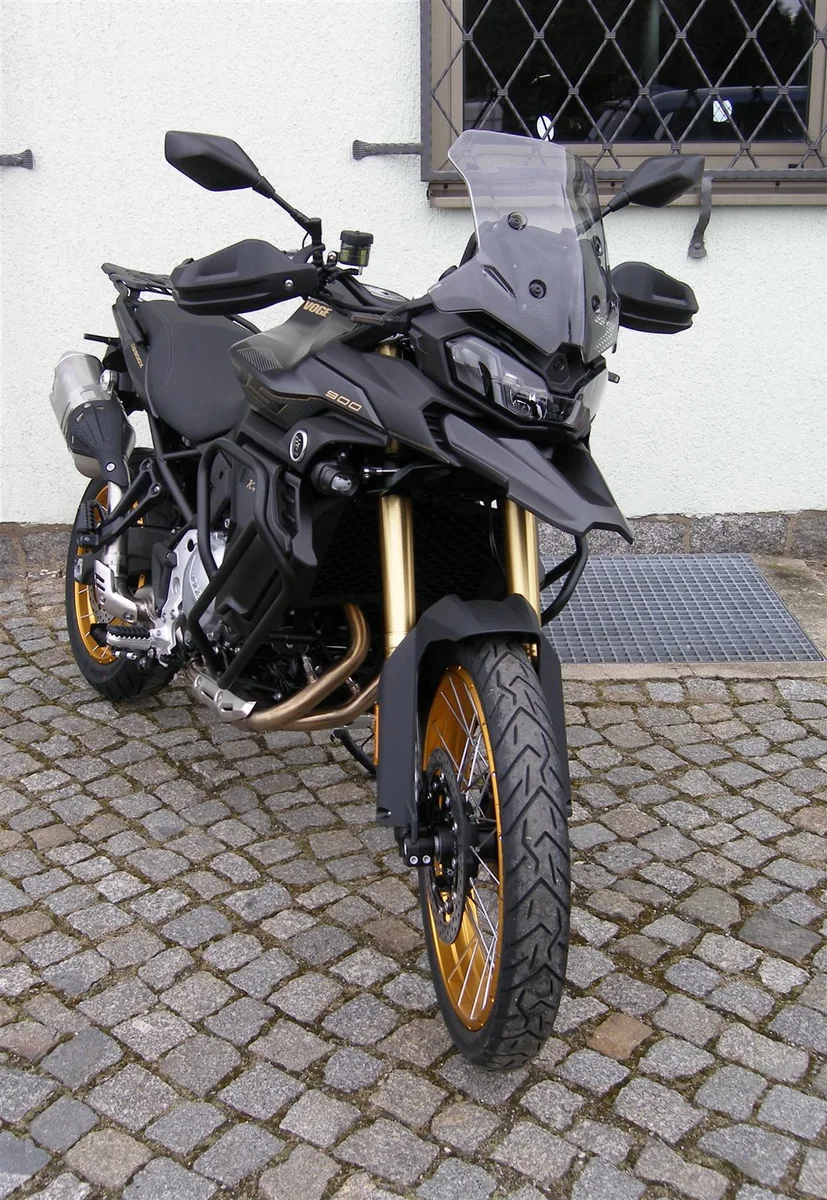 Voge DS900X