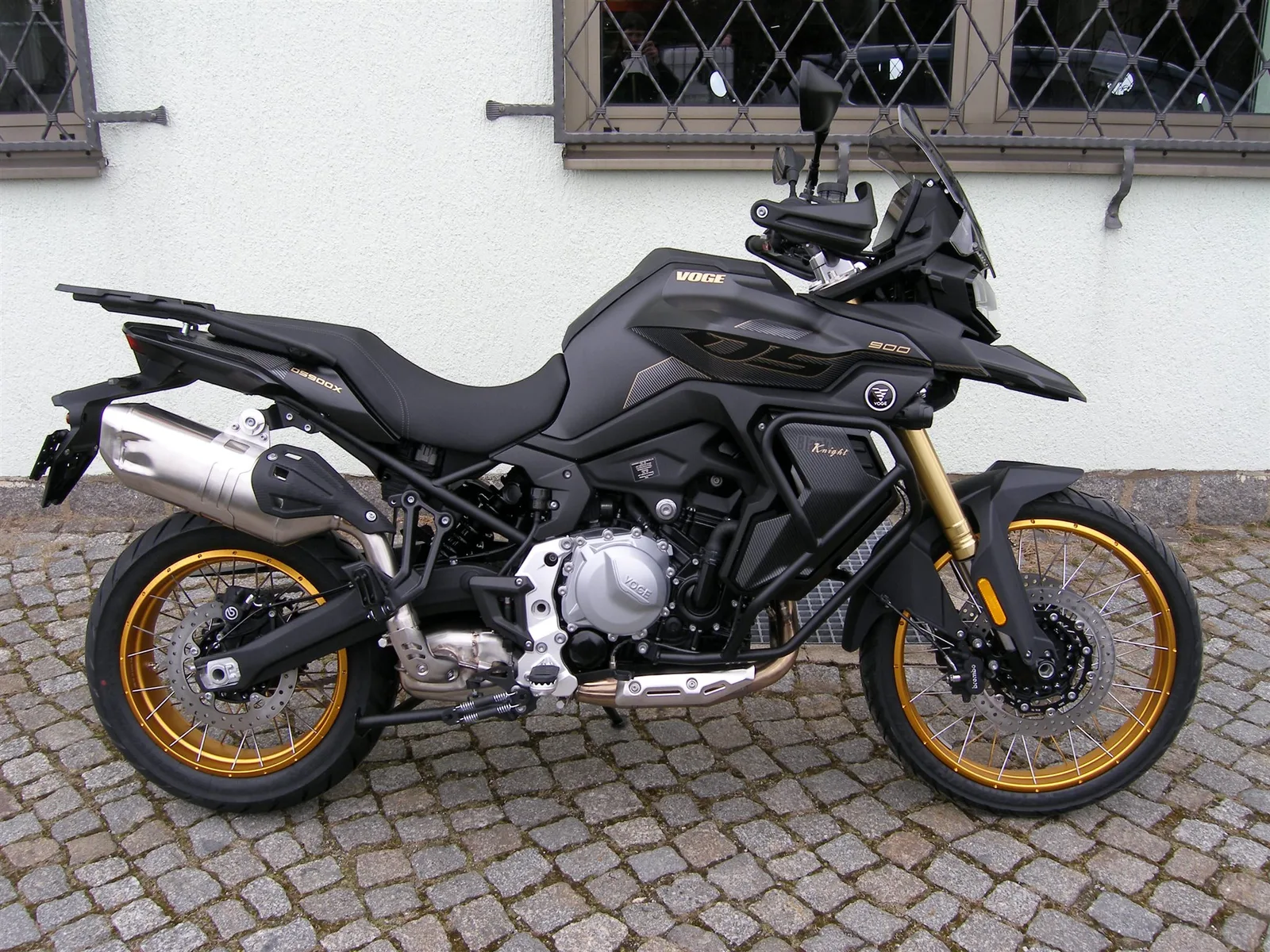 Voge DS900X