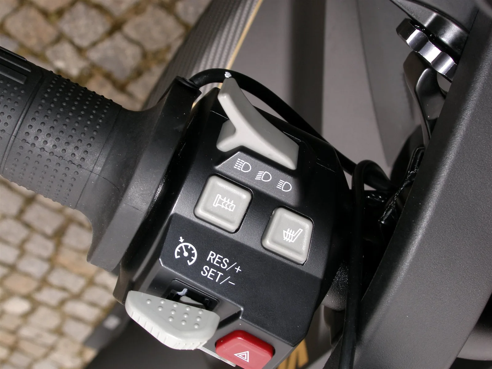 Voge DS900X
