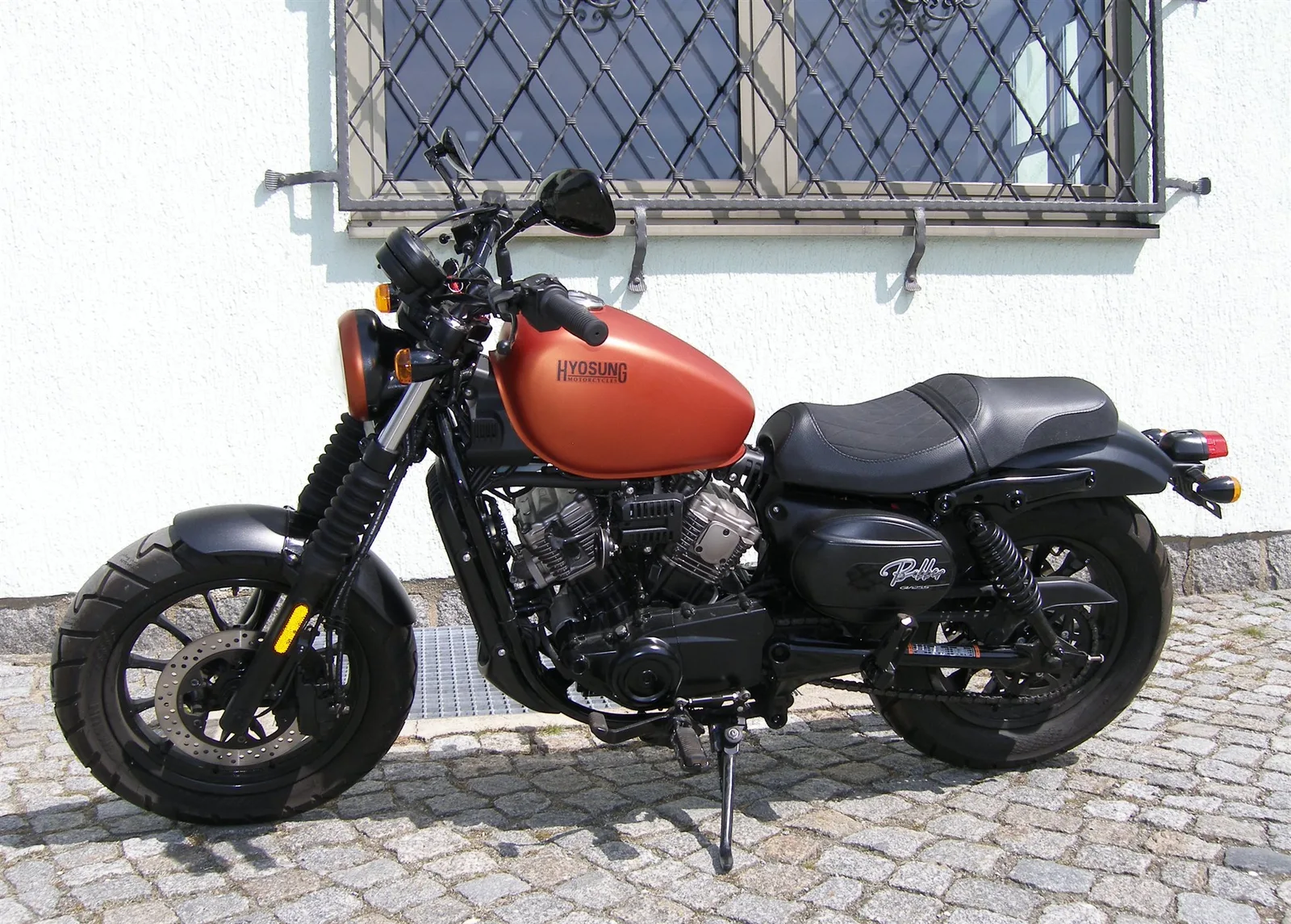 Hyosung Aquila GV 125 Cruiser