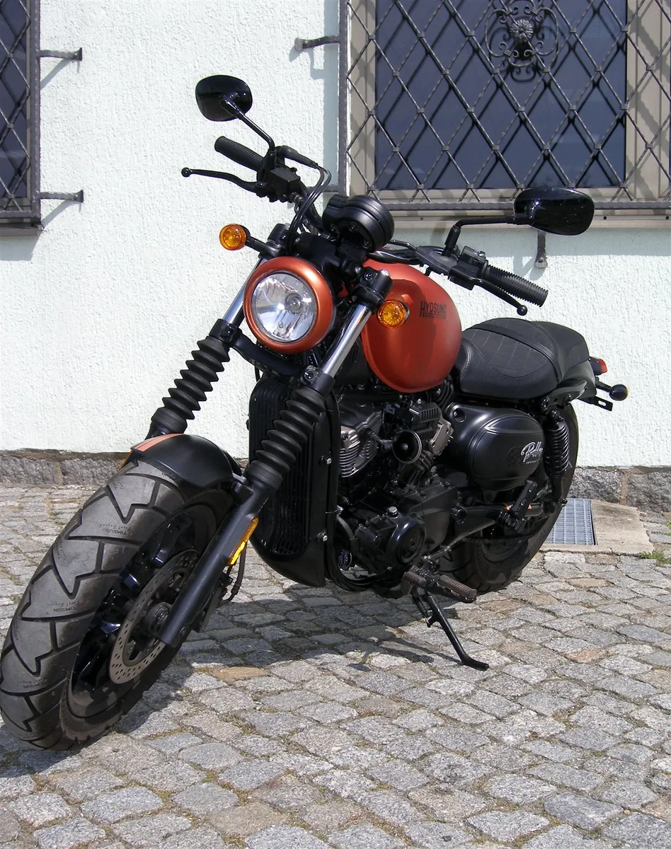 Hyosung Aquila GV 125 Cruiser