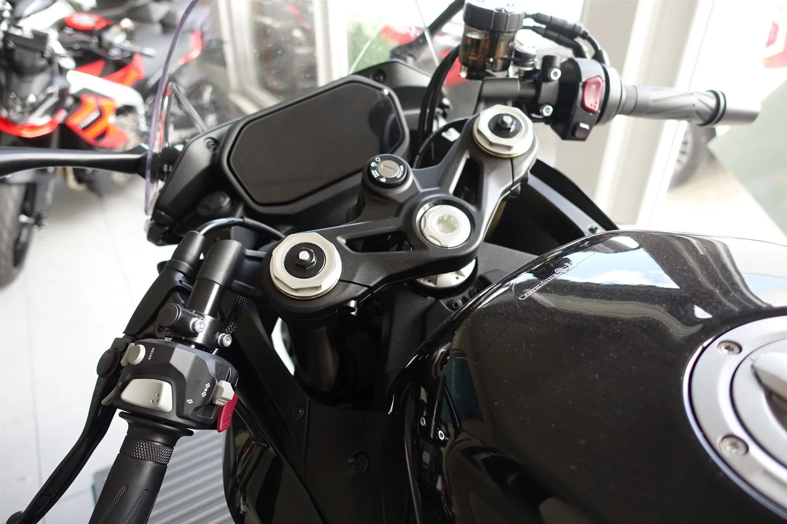 Benelli Tornado 550