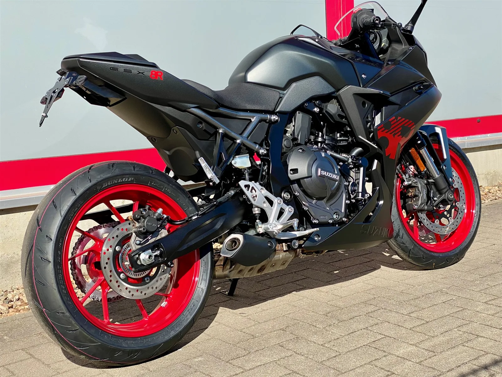 Suzuki GSX-8R Neu, inkl. 400€ Tankgutschein!