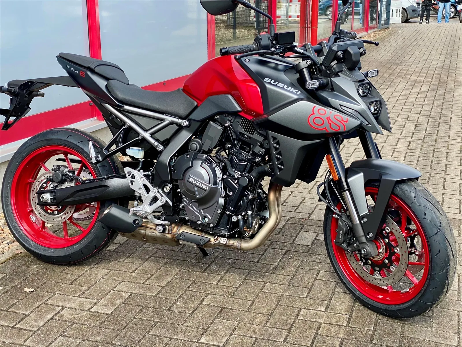 Suzuki GSX-8S Neu, sofort verfügbar zum Aktionspreis und 400€ Tankgutschein!