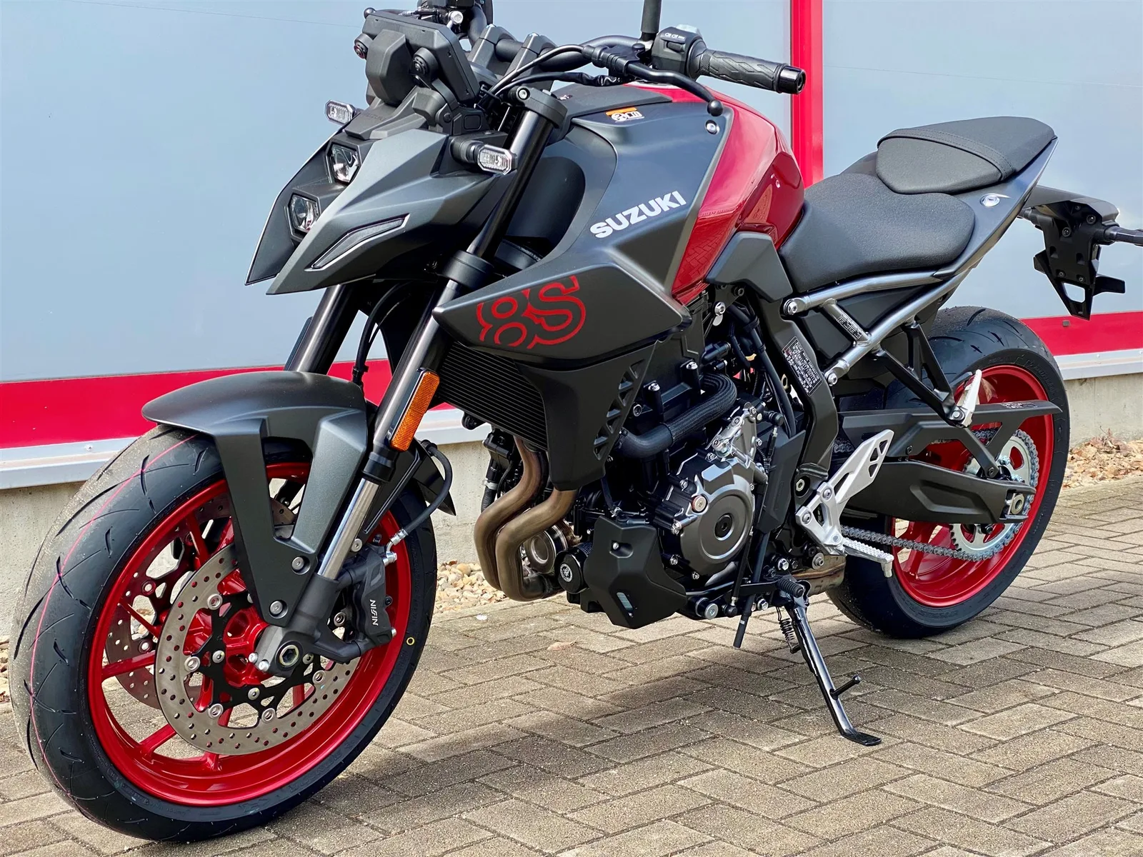 Suzuki GSX-8S Neu, sofort verfügbar zum Aktionspreis und 400€ Tankgutschein!