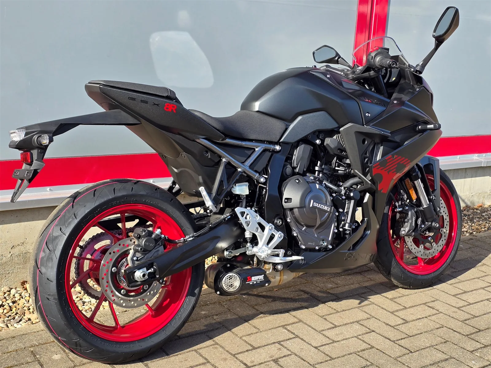 Suzuki GSX-8R Neu, inkl. 400€ Tankgutschein!