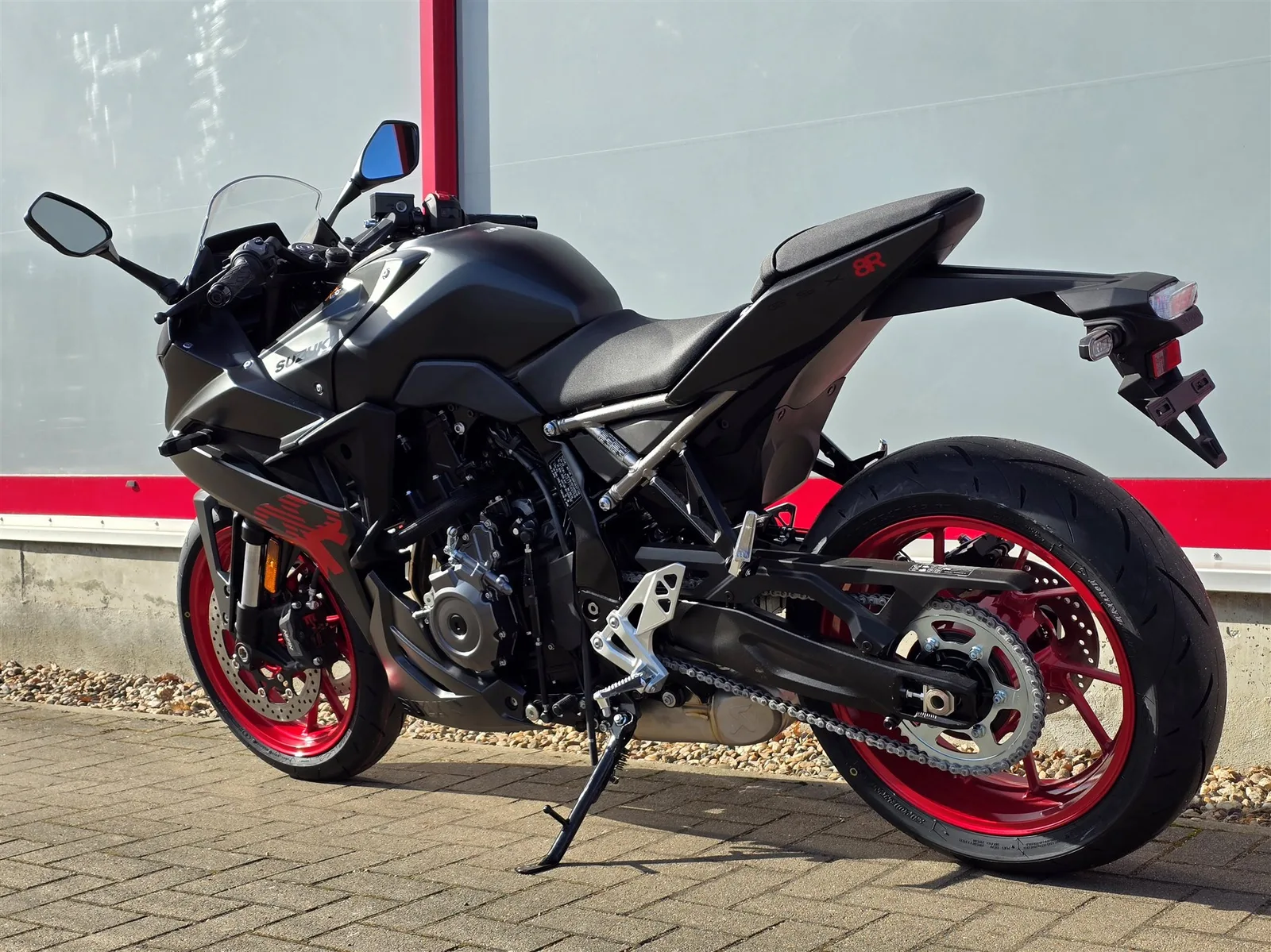 Suzuki GSX-8R Neu, inkl. 400€ Tankgutschein!