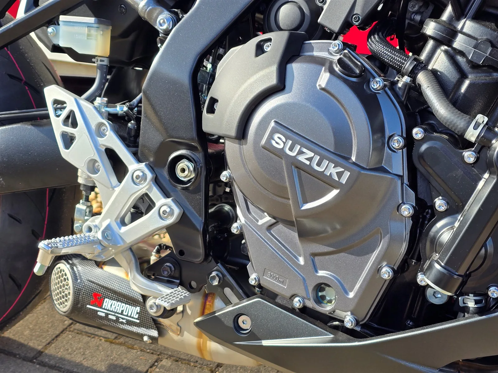 Suzuki GSX-8R Neu, inkl. 400€ Tankgutschein!