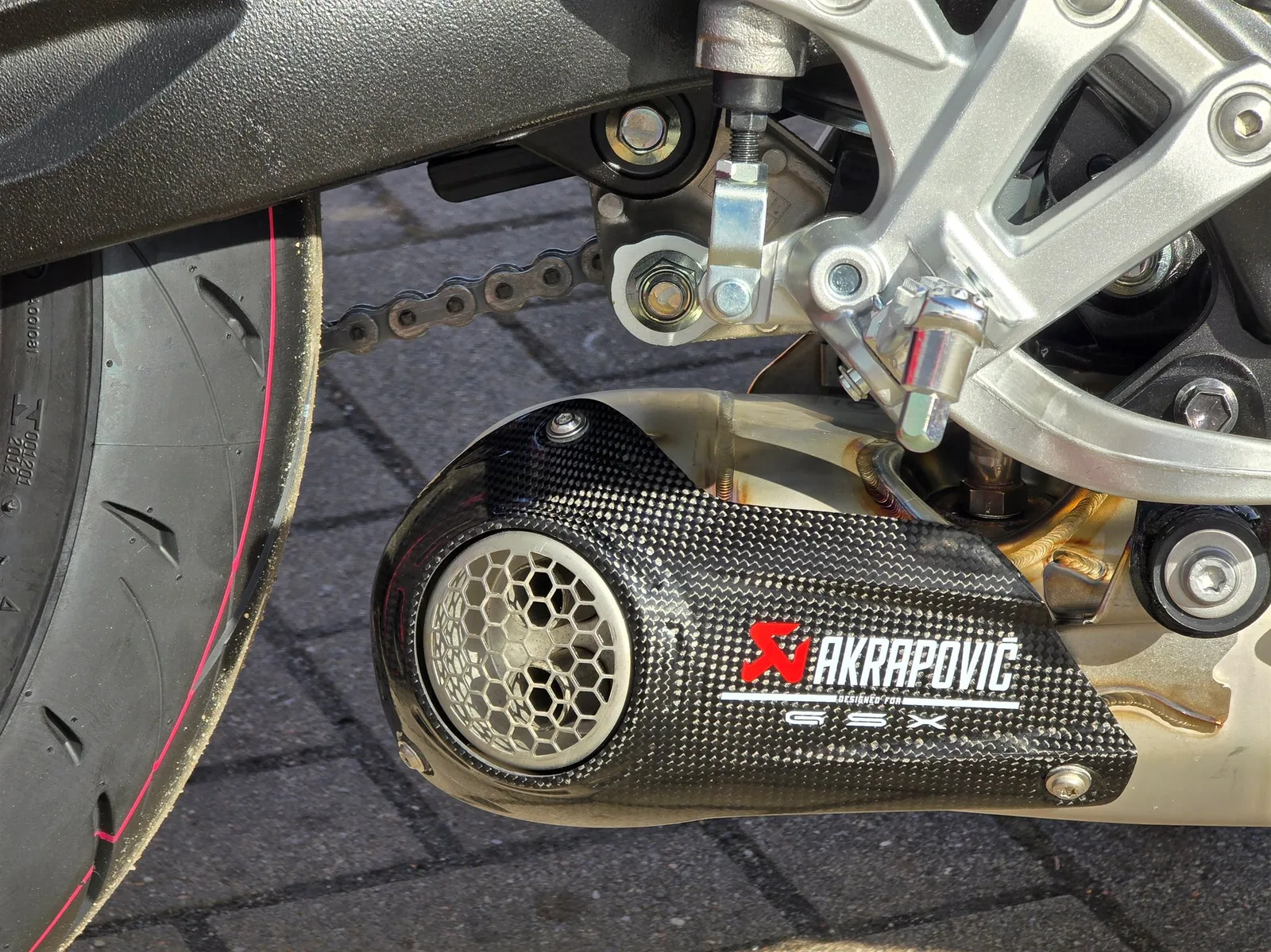Suzuki GSX-8R Neu, inkl. 400€ Tankgutschein!