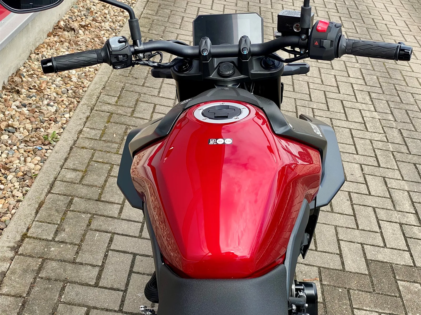 Suzuki GSX-8S Neu, sofort verfügbar zum Aktionspreis und 400€ Tankgutschein!