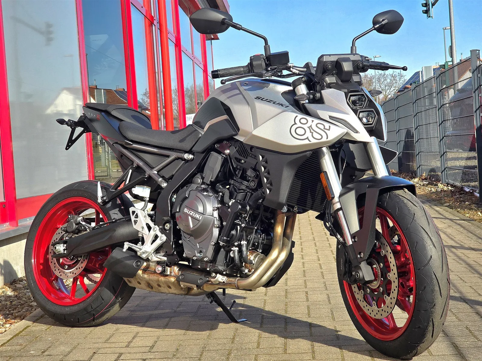 Suzuki GSX-8S Neu, sofort verfügbar zum Aktionspreis und 400€ Tankgutschein!