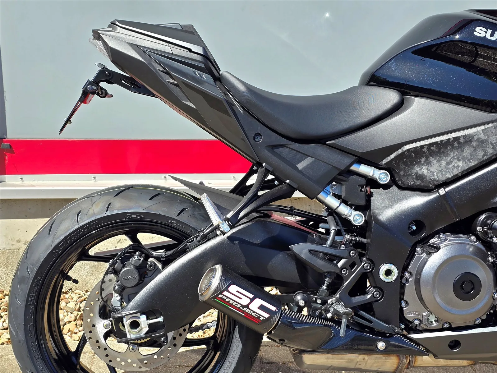 Suzuki GSX-S1000 Mod. 2026 mit Komplettumbau, sofort verfügbar zum Aktionspreis!