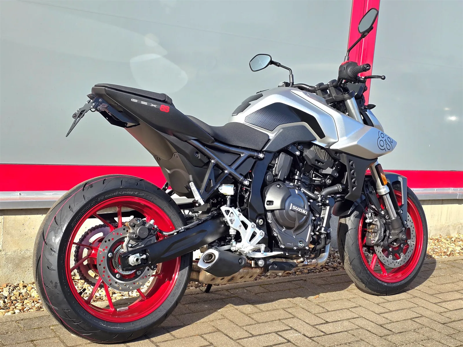 Suzuki GSX-8S Neu, sofort verfügbar zum Aktionspreis und 400€ Tankgutschein!