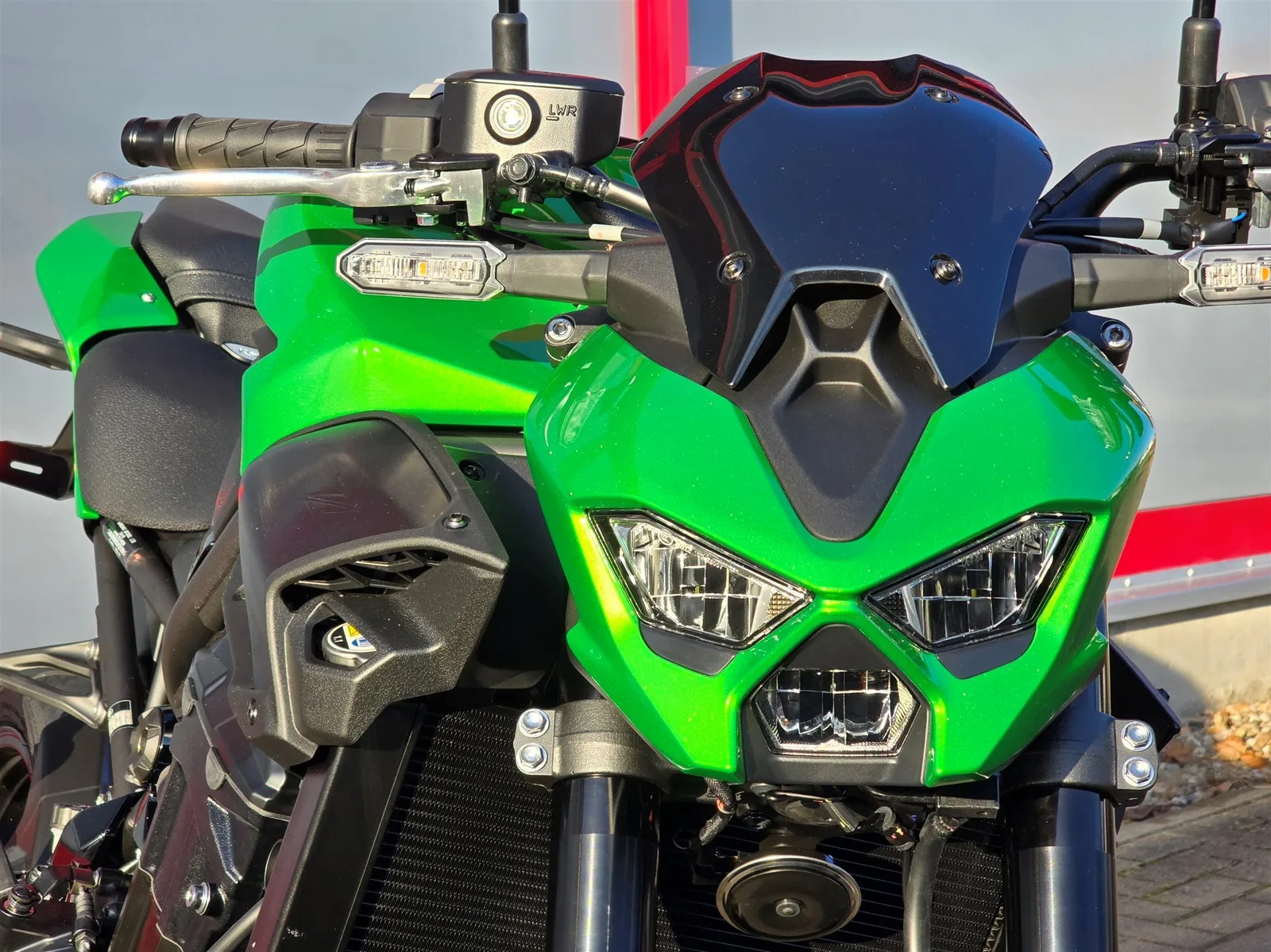 Kawasaki Z900 70kW Neu, Modell 2026