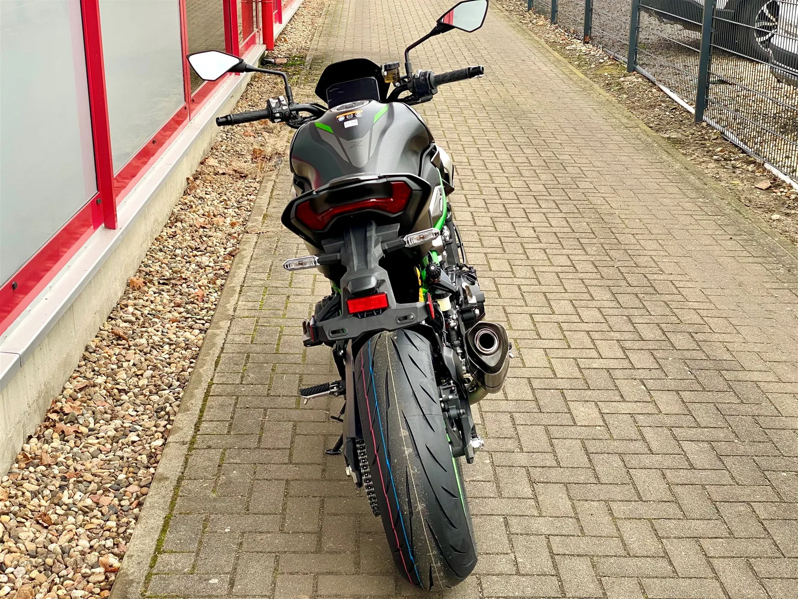 Kawasaki Z900 SE mit Performance Kit, Mod. 2026, sofort verfügbar!!