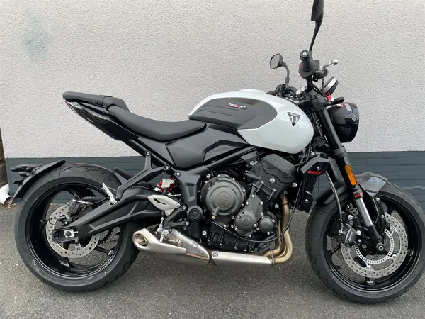 Triumph Trident 660 1,99% eff. Zins Finanzierung möglich\*