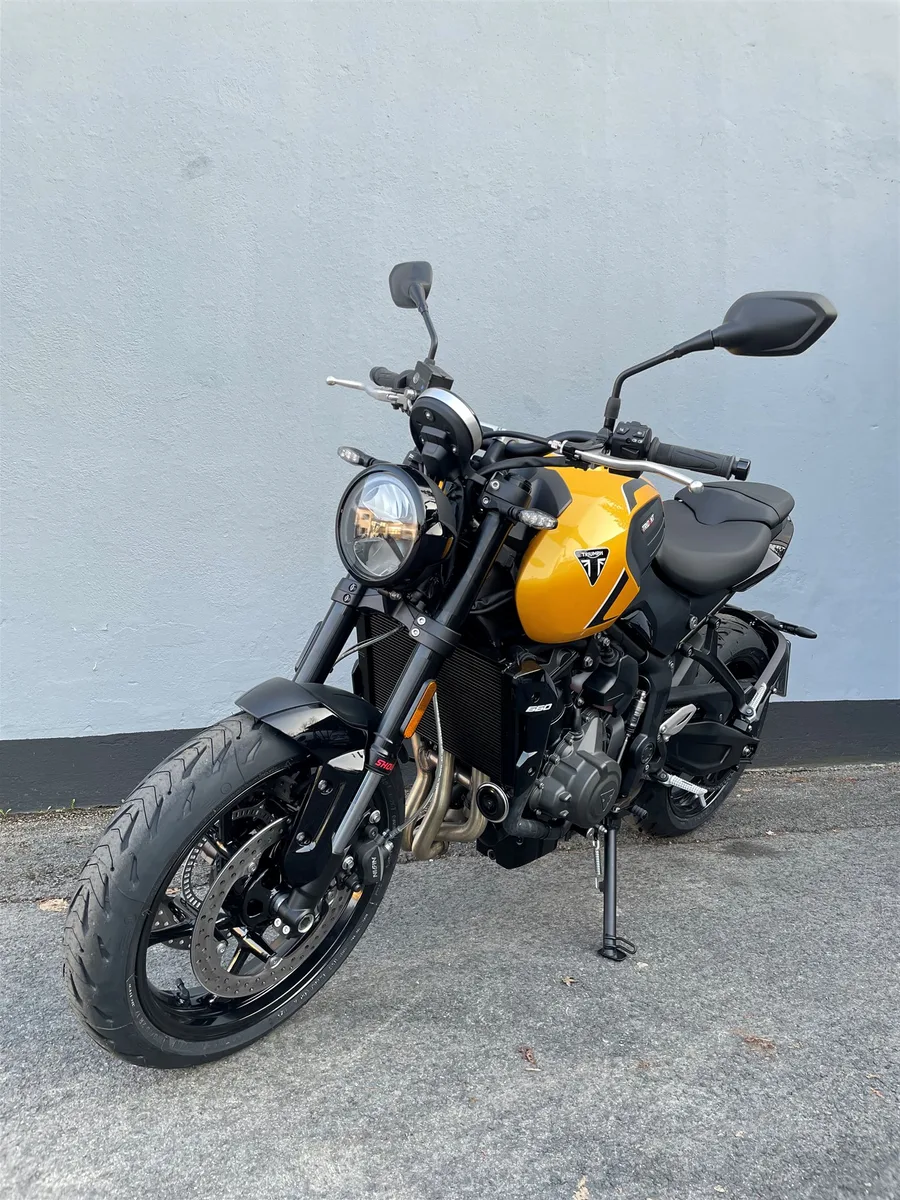 Triumph Trident 660 Das neue Modell- A2 tauglich - mit Starter Bonus\*