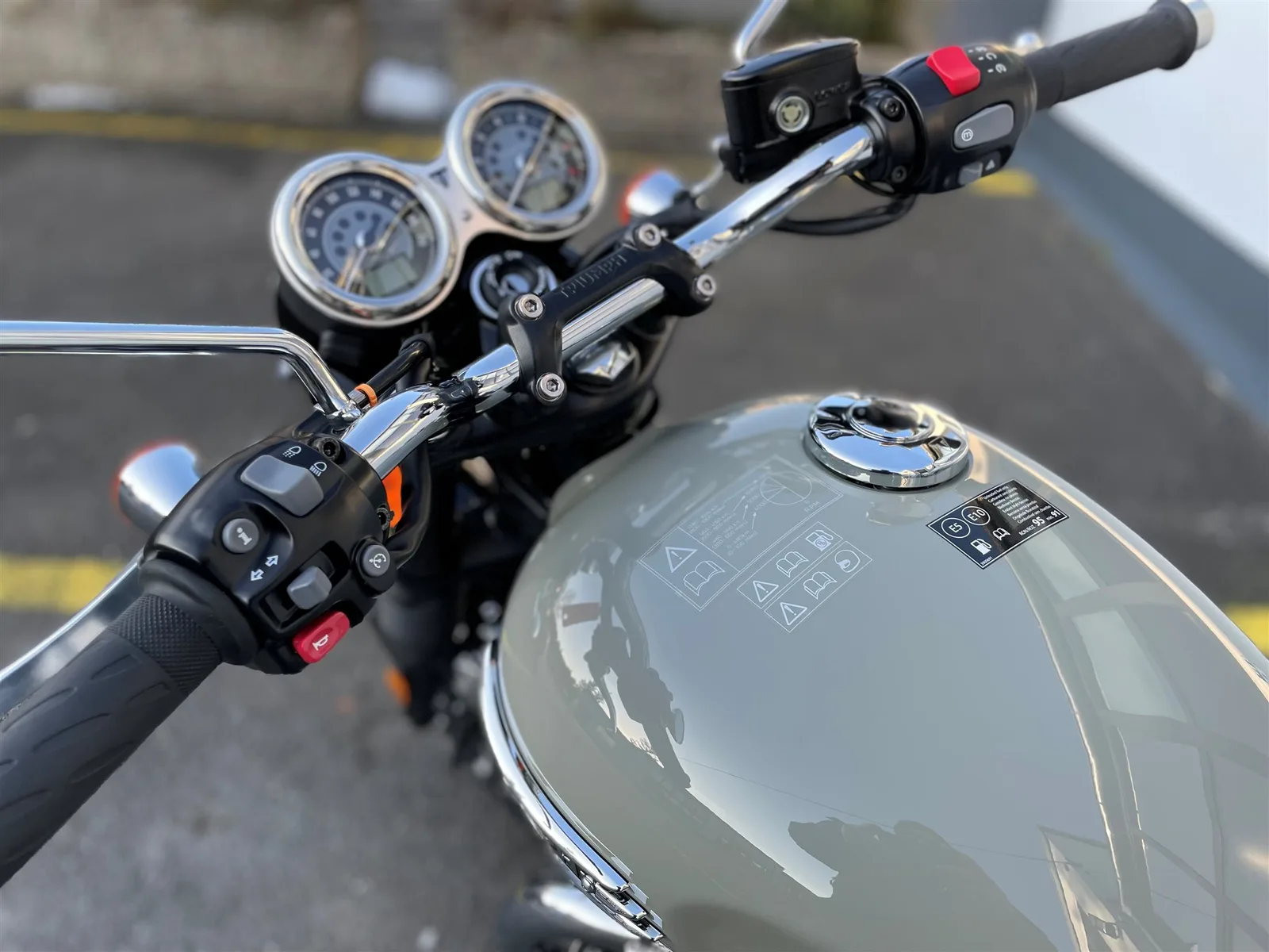 Triumph Bonneville T120 1,99% eff. Zins \* Sonderfinanzierung