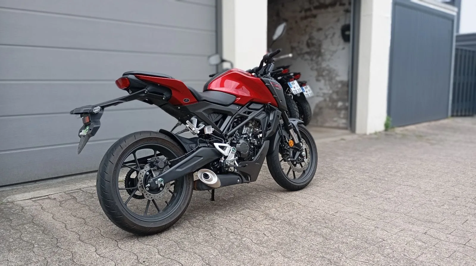 Honda CB125R